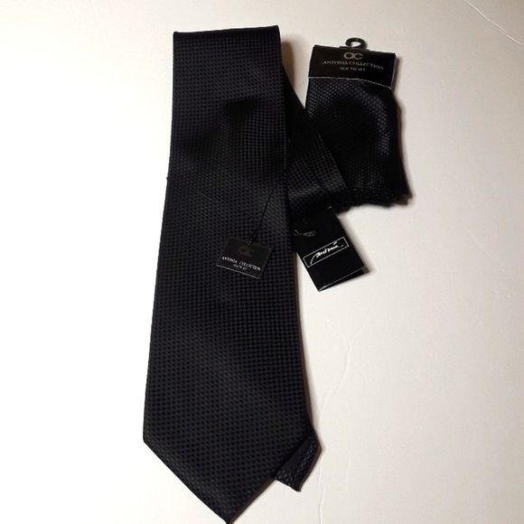 Sold - Picture 1 of 5